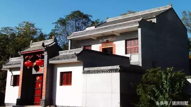 陜西自建四合院式住宅，古色古香，全被一個(gè)海爾太陽能熱水器毀了