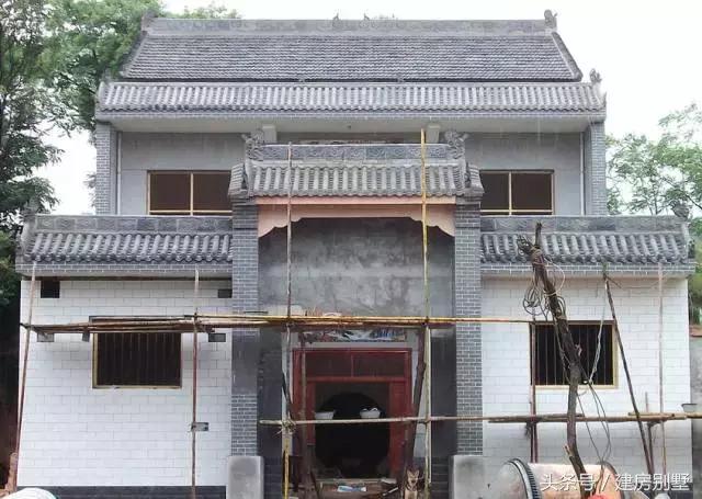陜西自建四合院式住宅，古色古香，全被一個(gè)海爾太陽能熱水器毀了