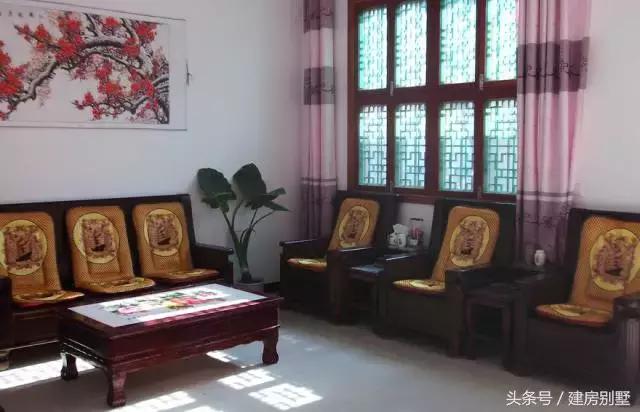 陜西自建四合院式住宅，古色古香，全被一個(gè)海爾太陽能熱水器毀了