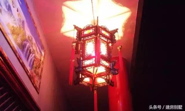 陜西自建四合院式住宅，古色古香，全被一個(gè)海爾太陽能熱水器毀了