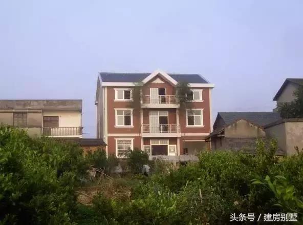 20萬(wàn)打造三層農(nóng)村小樓房，為了省錢(qián)用預(yù)制板遭痛斥
