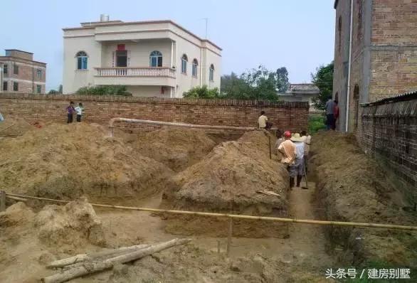 粵西網(wǎng)友自建庭院式別墅，全框架結(jié)構(gòu)被說太土豪