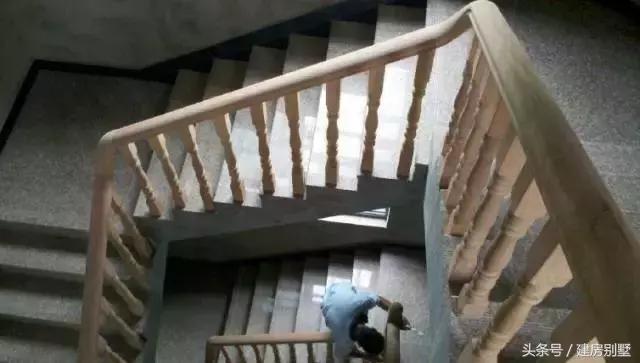 浙江網友自建三層別墅，拿100萬的別墅跟我換也不要