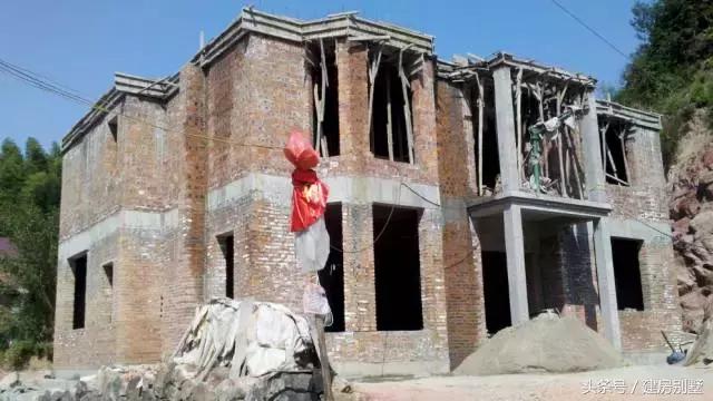 浙江網友自建三層別墅，拿100萬的別墅跟我換也不要