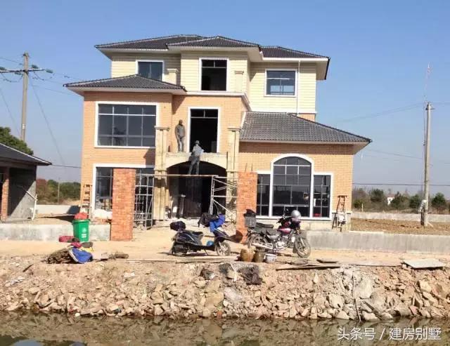 100萬自建庭院式別墅，仿若明星上千萬買的豪宅