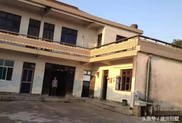 100萬自建庭院式別墅，仿若明星上千萬買的豪宅