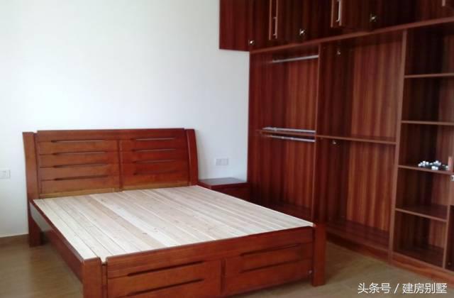 80后小夫妻25萬農(nóng)村自建房，毛石基礎(chǔ)引熱議