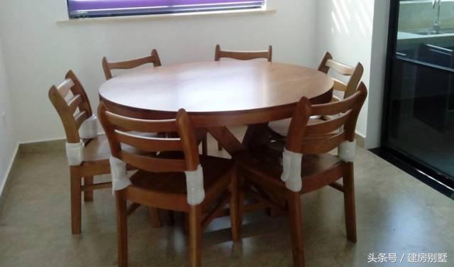 80后小夫妻25萬農(nóng)村自建房，毛石基礎(chǔ)引熱議