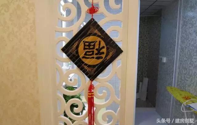 江蘇美女回娘家干了件動(dòng)靜不小的事兒，鄰村的都跑來看熱鬧