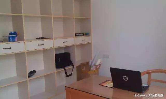 江蘇美女回娘家干了件動(dòng)靜不小的事兒，鄰村的都跑來看熱鬧