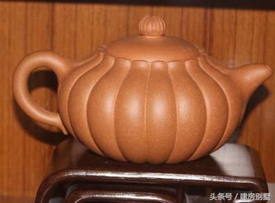 上海兄妹自建兩棟農(nóng)村別墅，父母住在一層小平房，合適嗎？