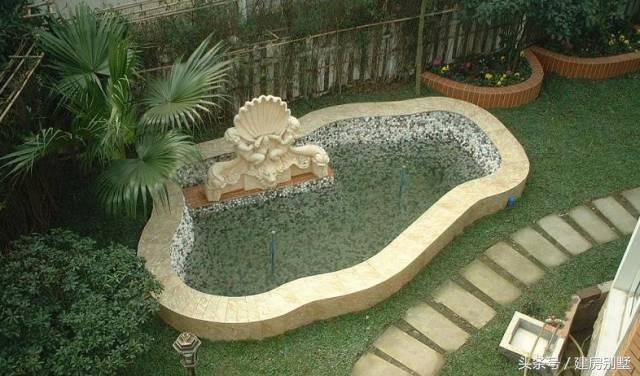 上海兄妹自建兩棟農(nóng)村別墅，父母住在一層小平房，合適嗎？