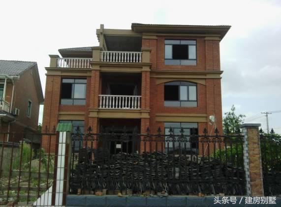 北京小伙自建三層帶庭院農(nóng)村別墅，爸爸媽媽超滿意