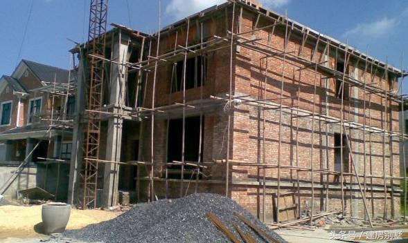 北京小伙自建三層帶庭院農(nóng)村別墅，爸爸媽媽超滿意