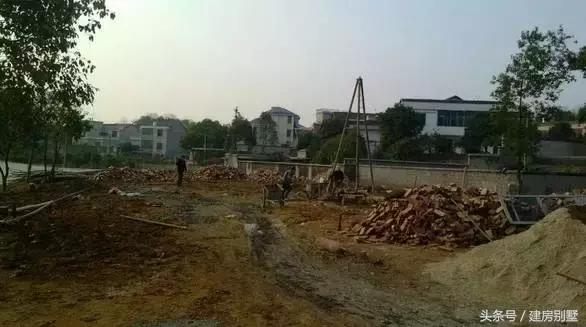 湖南80后帶媳婦回家蓋起農村別墅，從此過上“地主”般的生活