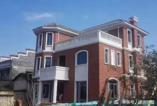 贛南不止臍橙種的好吃，農(nóng)村別墅蓋得也是一級棒