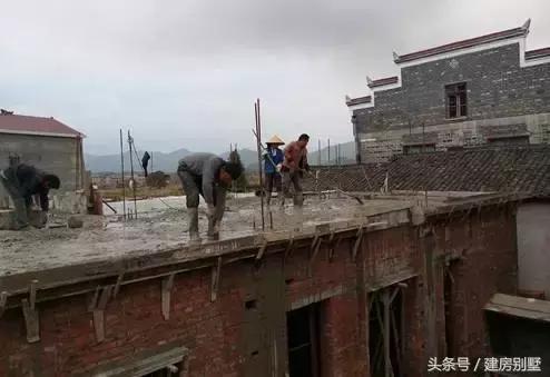 贛南不止臍橙種的好吃，農(nóng)村別墅蓋得也是一級棒