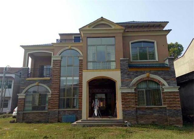 曬曬我的自建房，村里首富花了65萬(wàn)蓋的，全村人都搶著要參觀