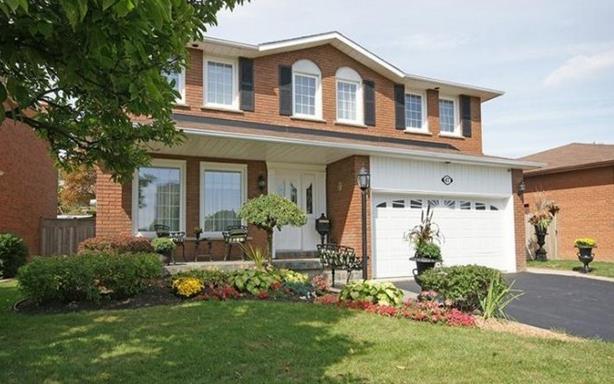 16套二層鄉(xiāng)村別墅，借錢也要建，有面又有范