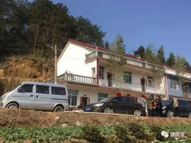 網(wǎng)友曬新農(nóng)村自建房，比城里的商品房好多了