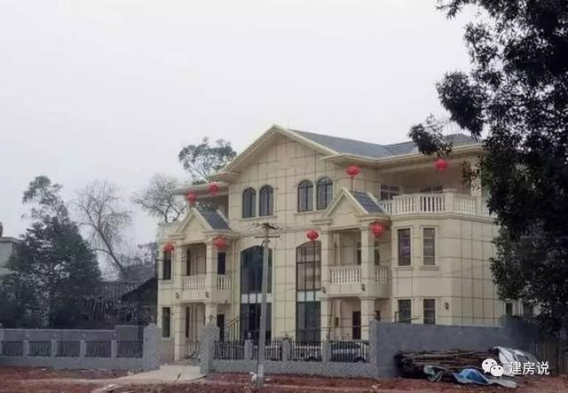 四川兄弟倆花65萬自建三層別墅，外觀漂亮經(jīng)濟(jì)實(shí)用
