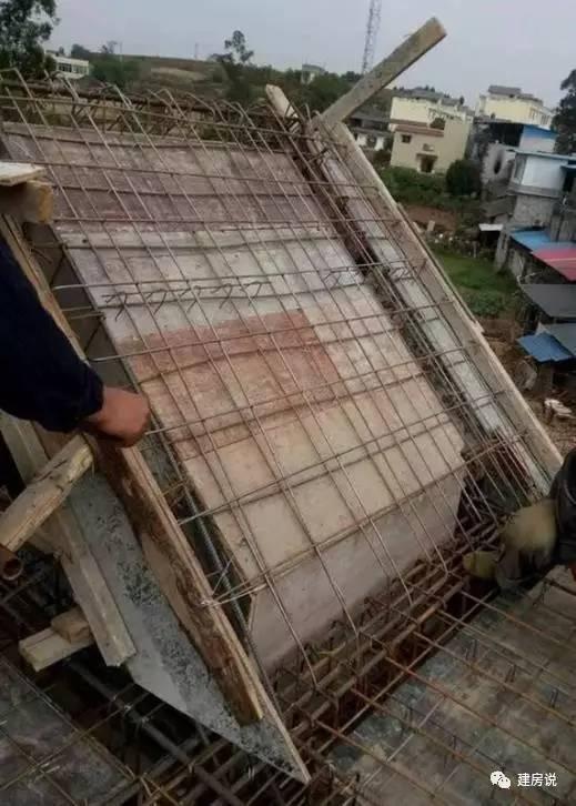 四川兄弟倆花65萬自建三層別墅，外觀漂亮經(jīng)濟(jì)實(shí)用