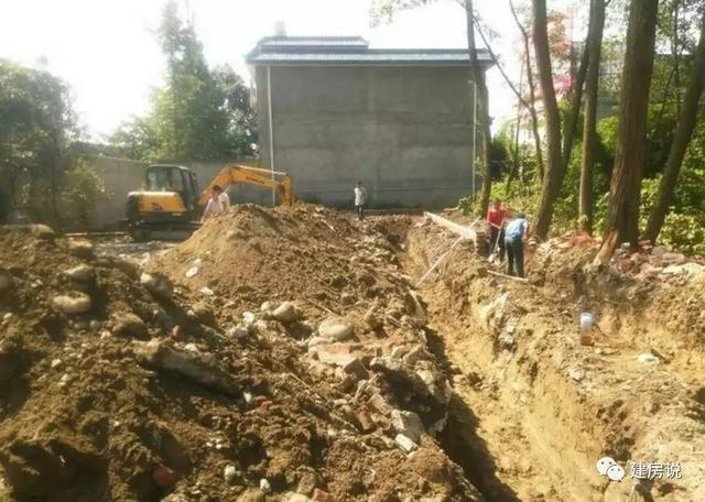 網(wǎng)友40萬自建農(nóng)村別墅三合院，中式花園引全村沸騰