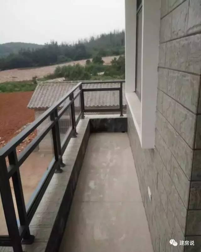 云南網(wǎng)友53萬(wàn)自建三層洋別墅，內(nèi)設(shè)KTV媲美百萬(wàn)豪宅