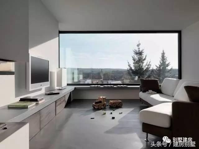 9種不同風(fēng)格落地窗，愿面朝大海，看春暖花開(kāi)