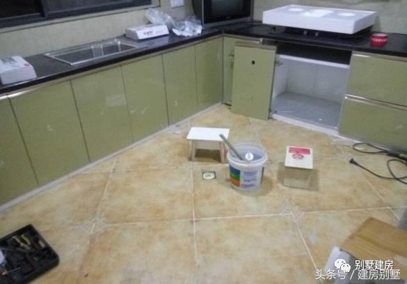 江西老表50萬自建農(nóng)村別墅，做了件讓全家都揚(yáng)眉吐氣的事兒