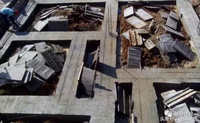 廉江海鮮老板自建四層農(nóng)村別墅，價(jià)值70萬，你說值不值？