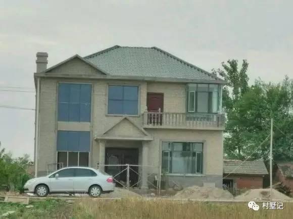 湖北自建二層農(nóng)村別墅，朋友圈里都在說這套很實(shí)用