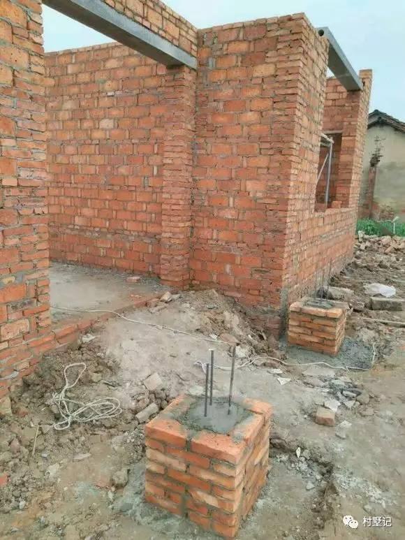 湖北自建二層農(nóng)村別墅，朋友圈里都在說這套很實(shí)用