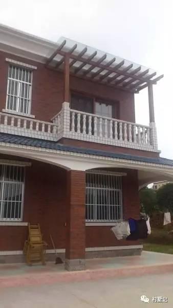 婆婆執(zhí)意要兩兄弟自建農(nóng)村雙拼別墅，沒想到建出來效果驚人