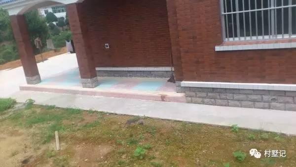 婆婆執(zhí)意要兩兄弟自建農(nóng)村雙拼別墅，沒想到建出來效果驚人