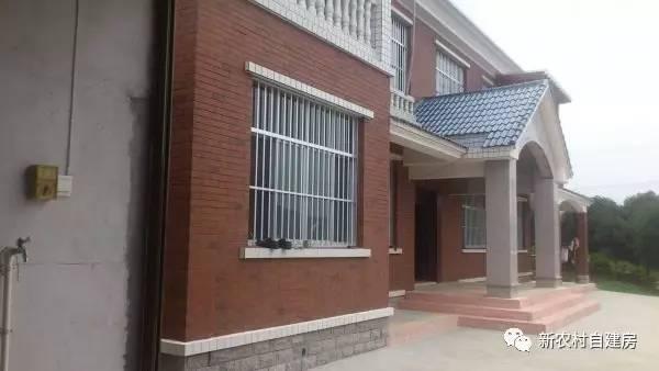 婆家非要兩兄弟把房子建在一起，現(xiàn)在好了
