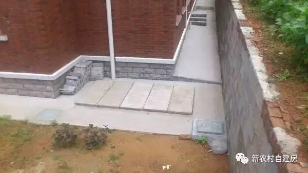 婆家非要兩兄弟把房子建在一起，現(xiàn)在好了