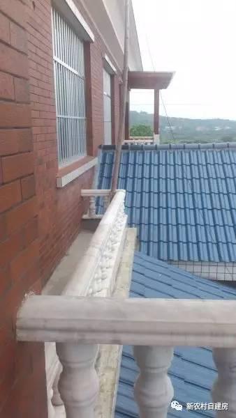 婆家非要兩兄弟把房子建在一起，現(xiàn)在好了