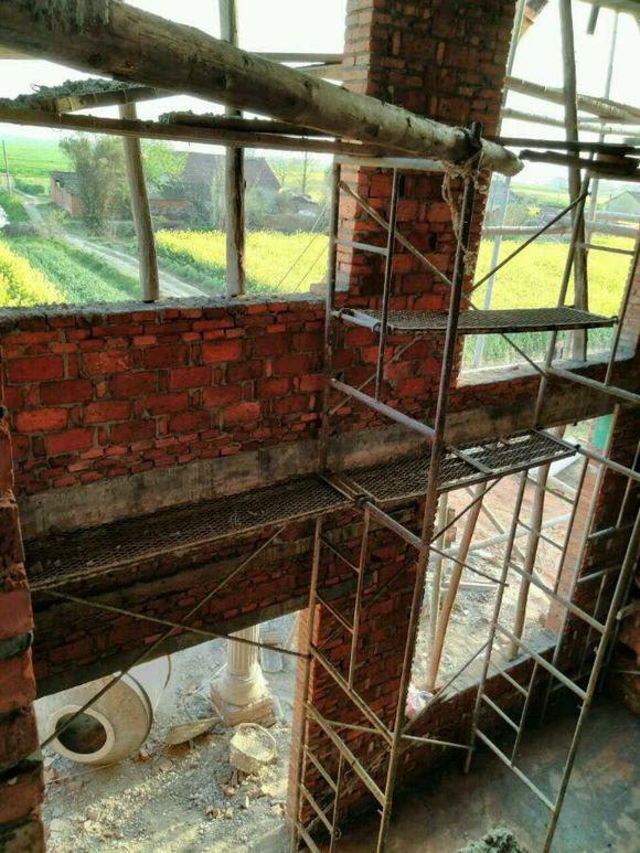 小伙花50萬(wàn)為父母建別墅養(yǎng)老，卻被網(wǎng)友噴慘了