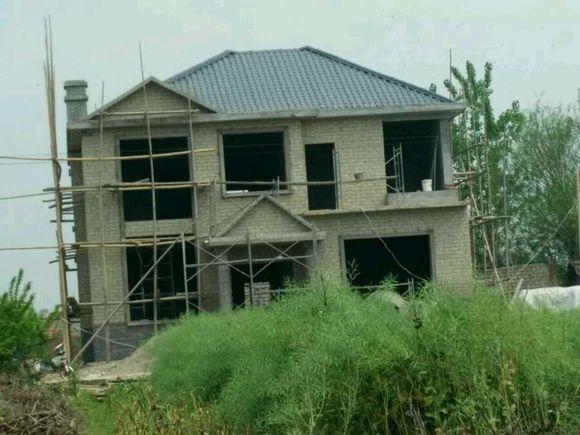 小伙花50萬(wàn)為父母建別墅養(yǎng)老，卻被網(wǎng)友噴慘了