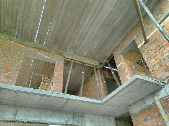 小伙花50萬(wàn)為父母建別墅養(yǎng)老，卻被網(wǎng)友噴慘了