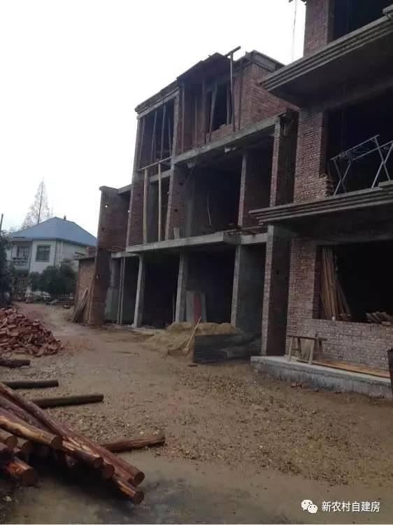 曬曬我60萬的家，玻璃花了8萬，裝修完門都要被鄰居敲爛了