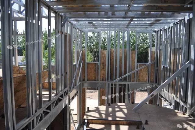 不用一磚一瓦建能抗9級(jí)地震的別墅，建造時(shí)間還特別短