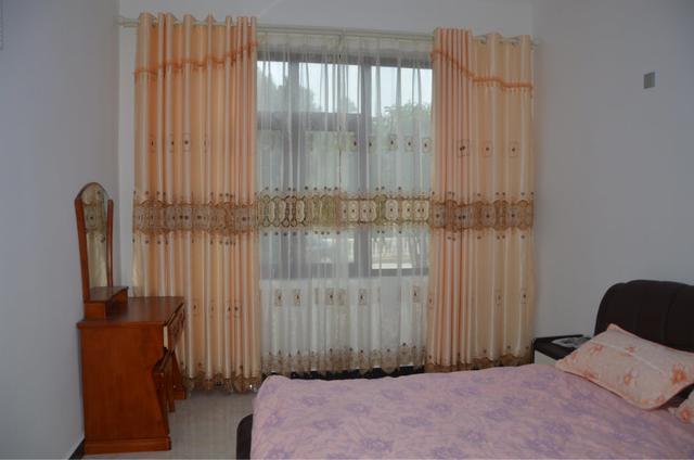 本套小別墅建成后，全村男女老少都來(lái)圍觀，主體30萬(wàn)，貴嗎？