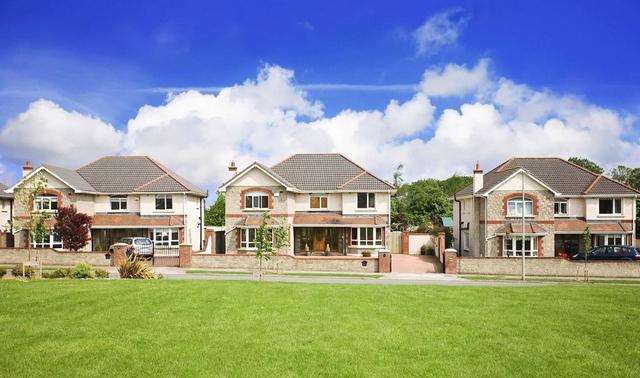 真羨慕農(nóng)村人，有地可以建別墅，要是我做夢(mèng)都會(huì)笑醒的