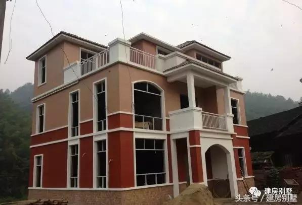 借錢也要蓋的一款別墅圖，房子周正外觀大氣，太值了