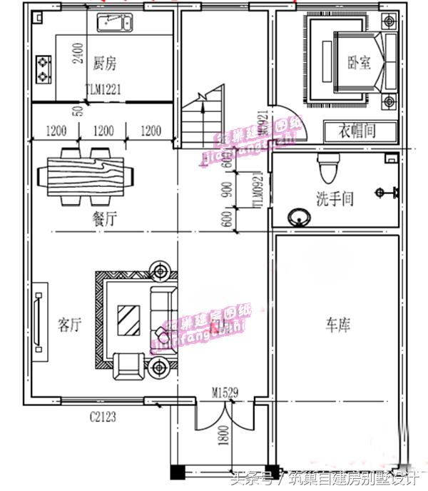 三層帶車庫農(nóng)村自建房別墅設(shè)計(jì)圖，戶型合理，空間利用高