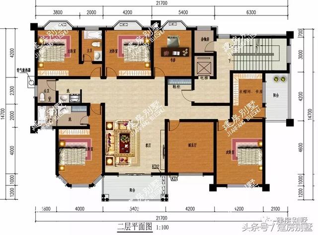 三層豪宅別墅圖，第一棟配開(kāi)放式車庫(kù)，第二棟設(shè)電梯井