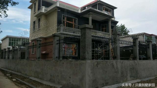 3套經典別墅圖，外觀簡約不單調，性價比超高，農村蓋房首選戶型！