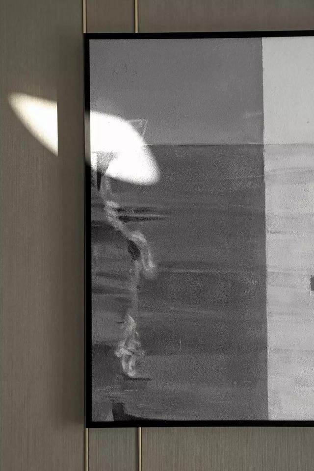 現(xiàn)代簡約風(fēng)小戶型公寓裝修，92㎡，采用抽象化的藝術(shù)，灰度空間的高級(jí)感。